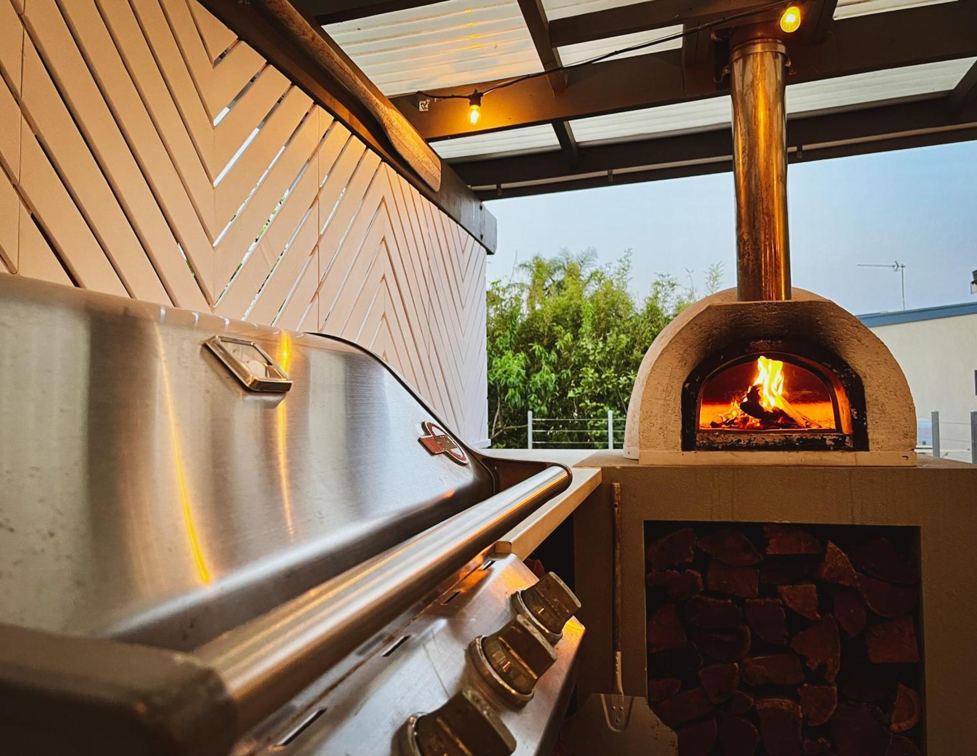 Valley View Home - 3 Bdrms, Bay Views, Woodfired Pizza Oven, Firepit พอร์ทลินคอล์น ภายนอก รูปภาพ